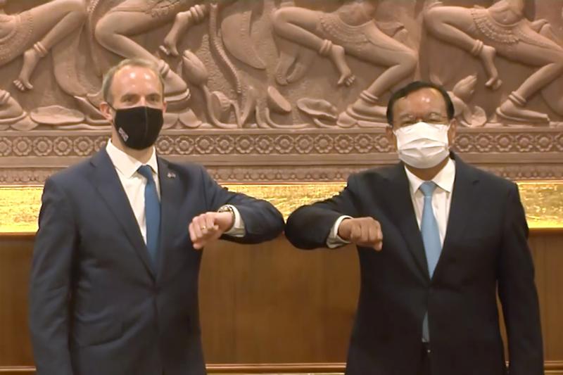 Britain's FM meets with Cambodian officials for trade talks - New Delhi Times - India's Only International Newspaper - Vimarsana News