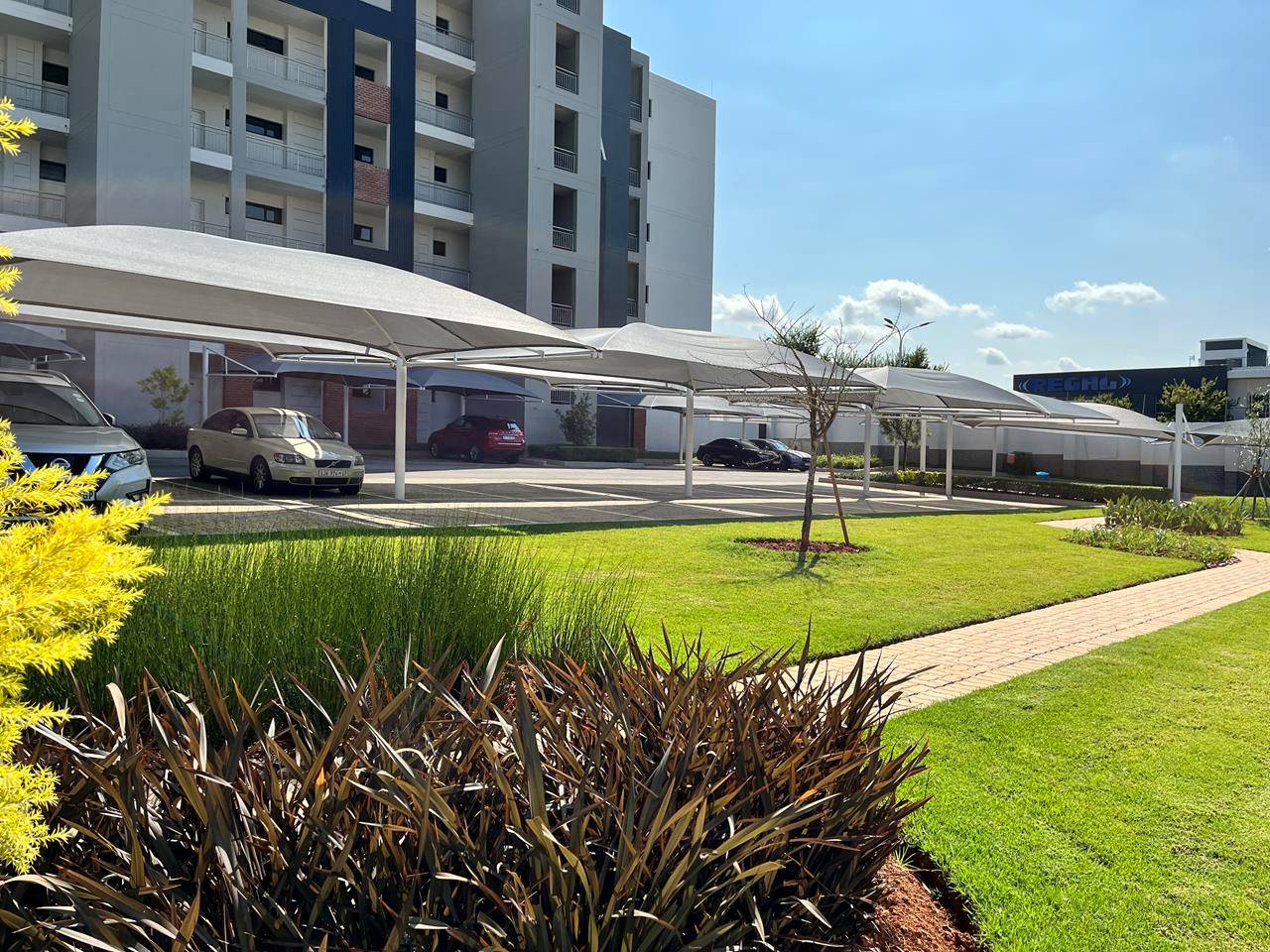 Emerald Skye in Greenstone Hill new property development for sale in