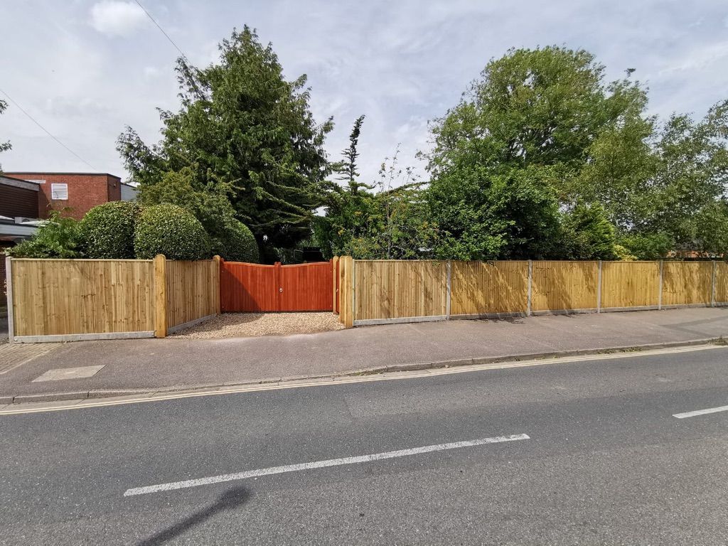 Ashurst New Forest Fencing