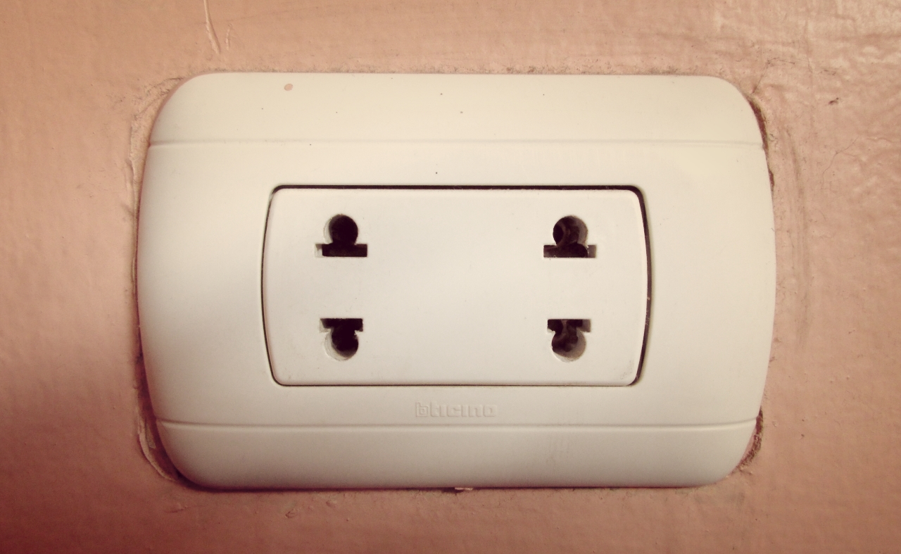 Electricity in Peru Voltage, Plugs, Outlets and Adapters