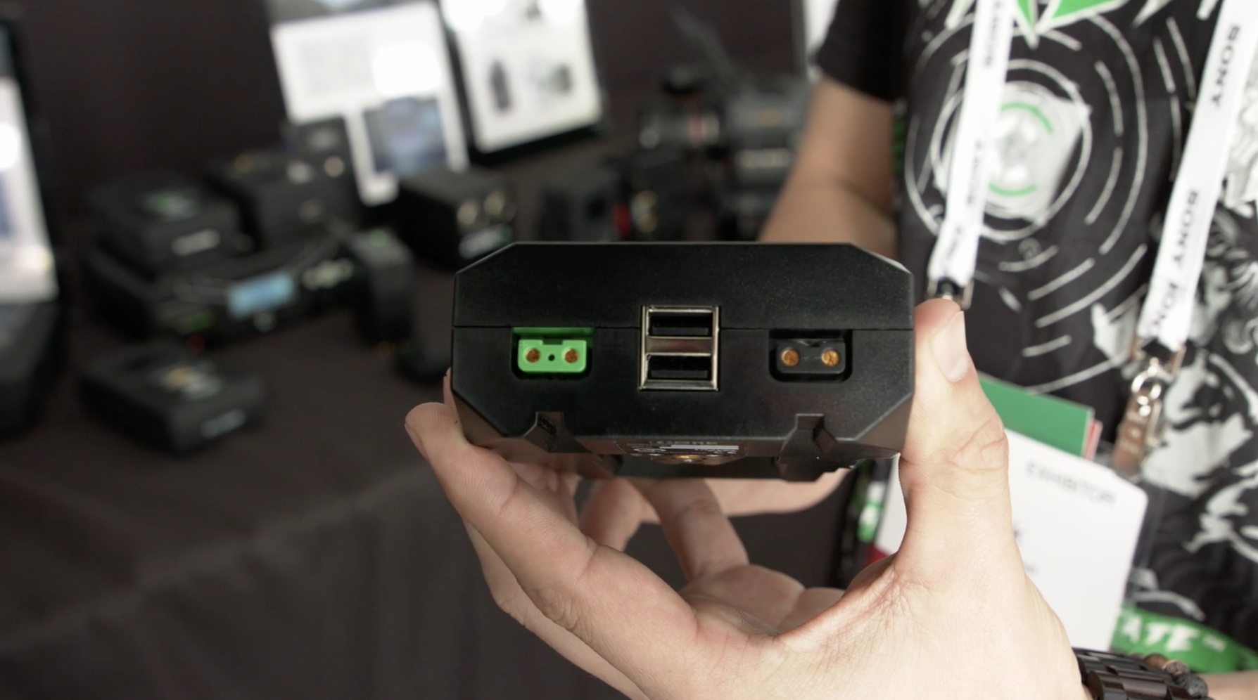 Core SWX VMount Powerbase. Power a DSLR or mirrorless camera for hours