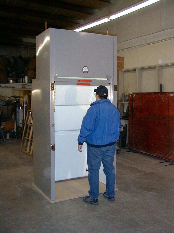 NewTech Vertical Sash Fume Hood Picture 11
