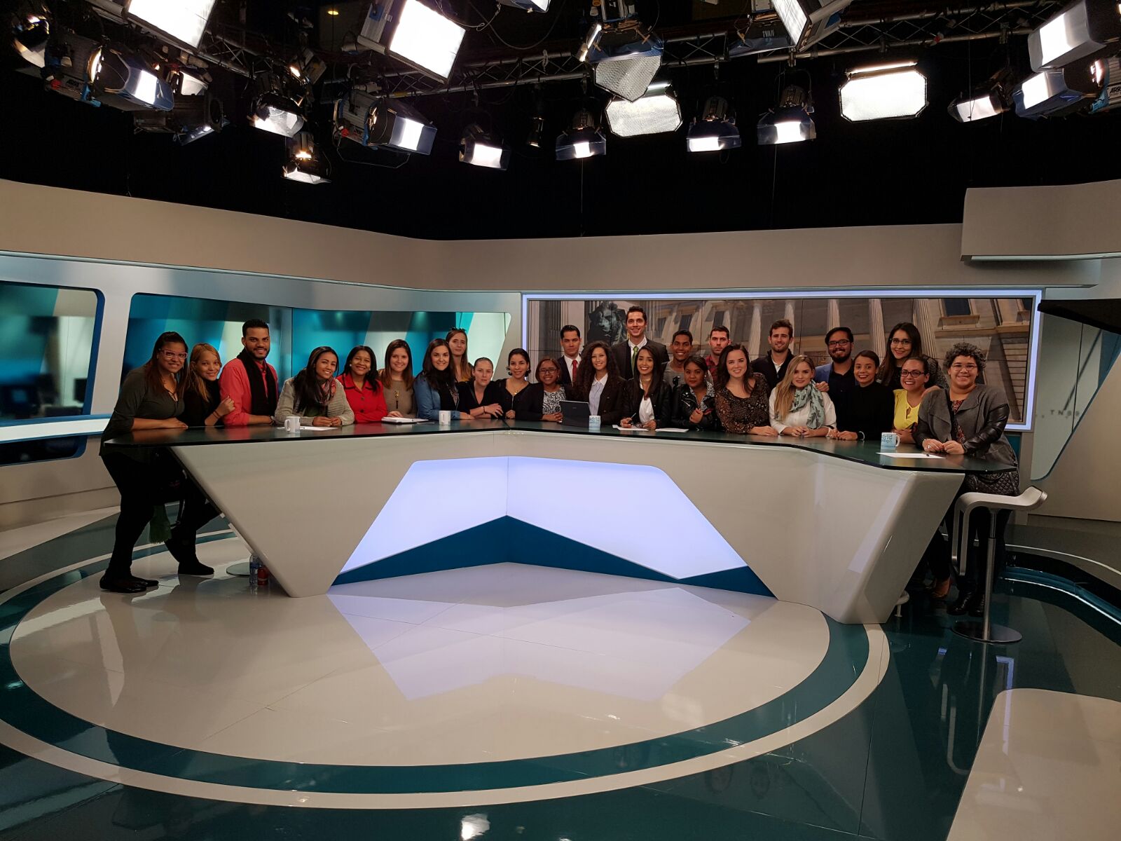 Next IBS acerca el mundo de la empresa mediante los Diálogos con