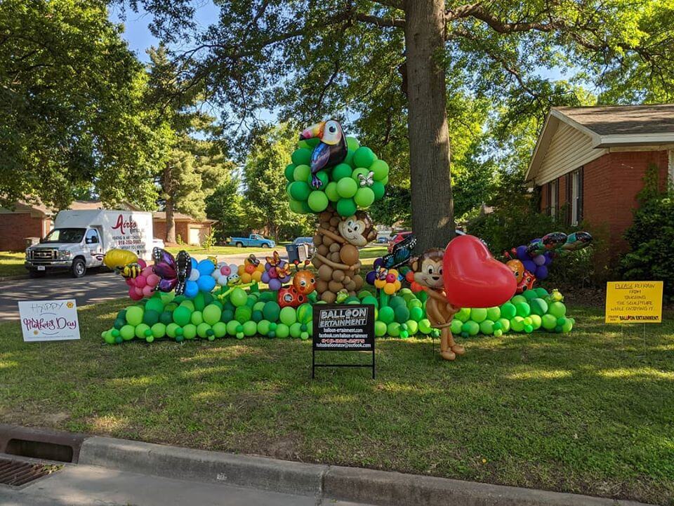 Yard Decor Next Level Balloons Tulsa, OK