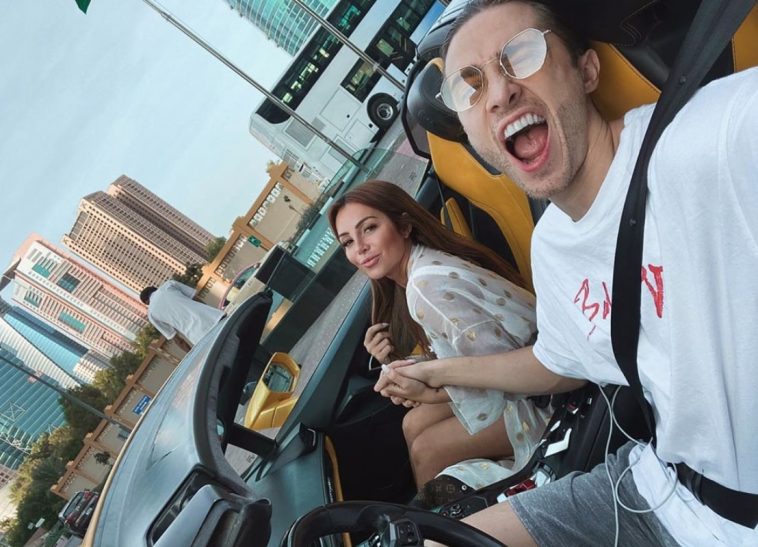 Installé à Dubaï, l’instagrameur Dylan convertit en masse les jeunes