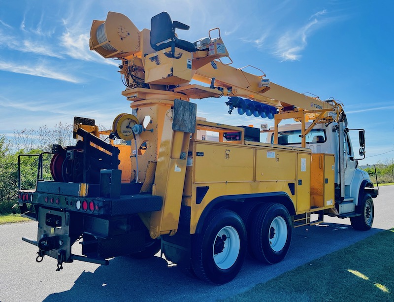 Terex Commander Digger Derrick