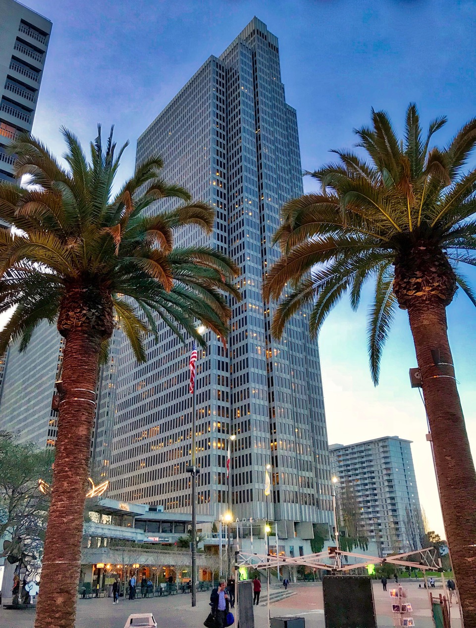 EmbarcaderoCenterSanFranciscoCaliforniaUSA NiceSpots2Go