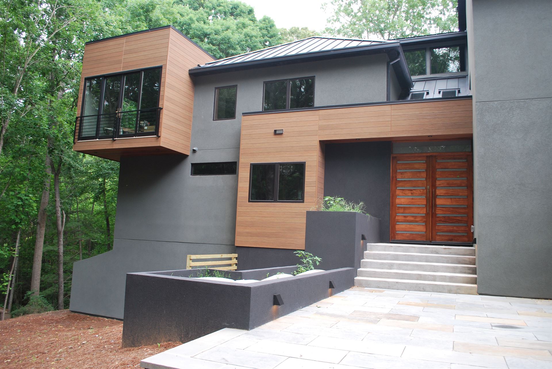 The 3 Best Exterior Home Siding Materials for Southern