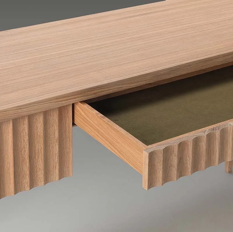 OAK FLUTED DRESSING TABLE Nicholas Walton Design