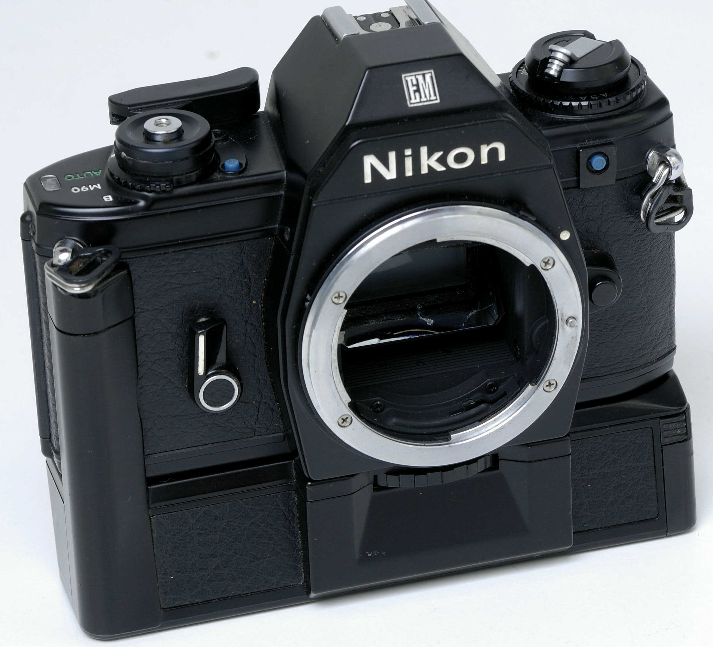 Nikon EM & FG