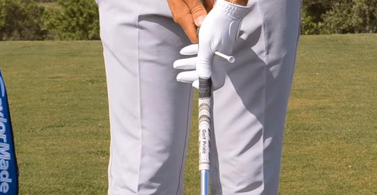 How To Properly Grip A Golf Club (Tutorial) - Nifty Golf