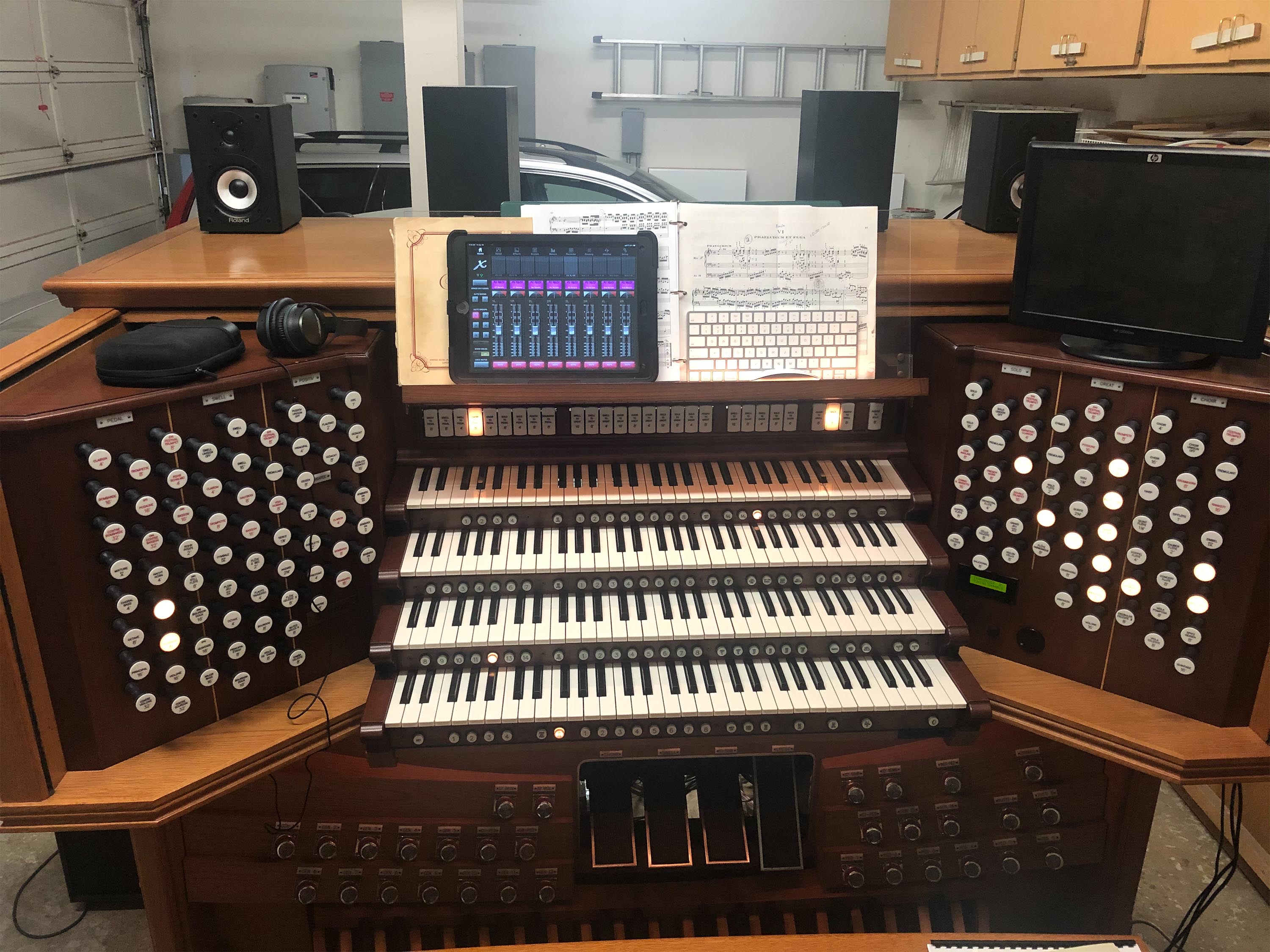 Custom 4M Rodgers Organ