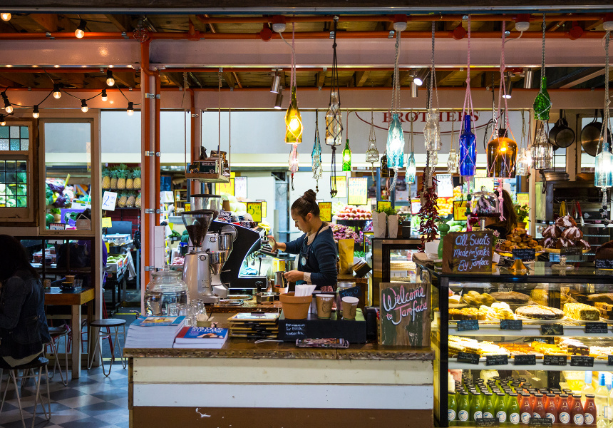 Adelaide Nightlife • A Complete Guide [2024 September Update]