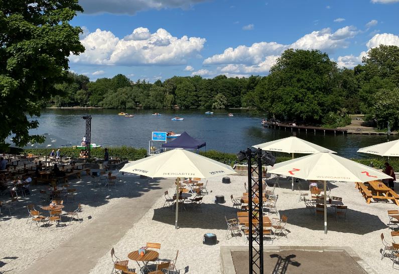 Zenner Berlin Biergarten am Spreeufer Gourmetwelten Das Genussportal