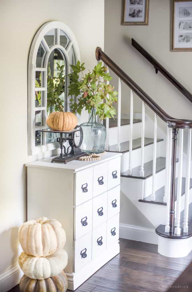 +14 Easy Entryway Ideas 2022