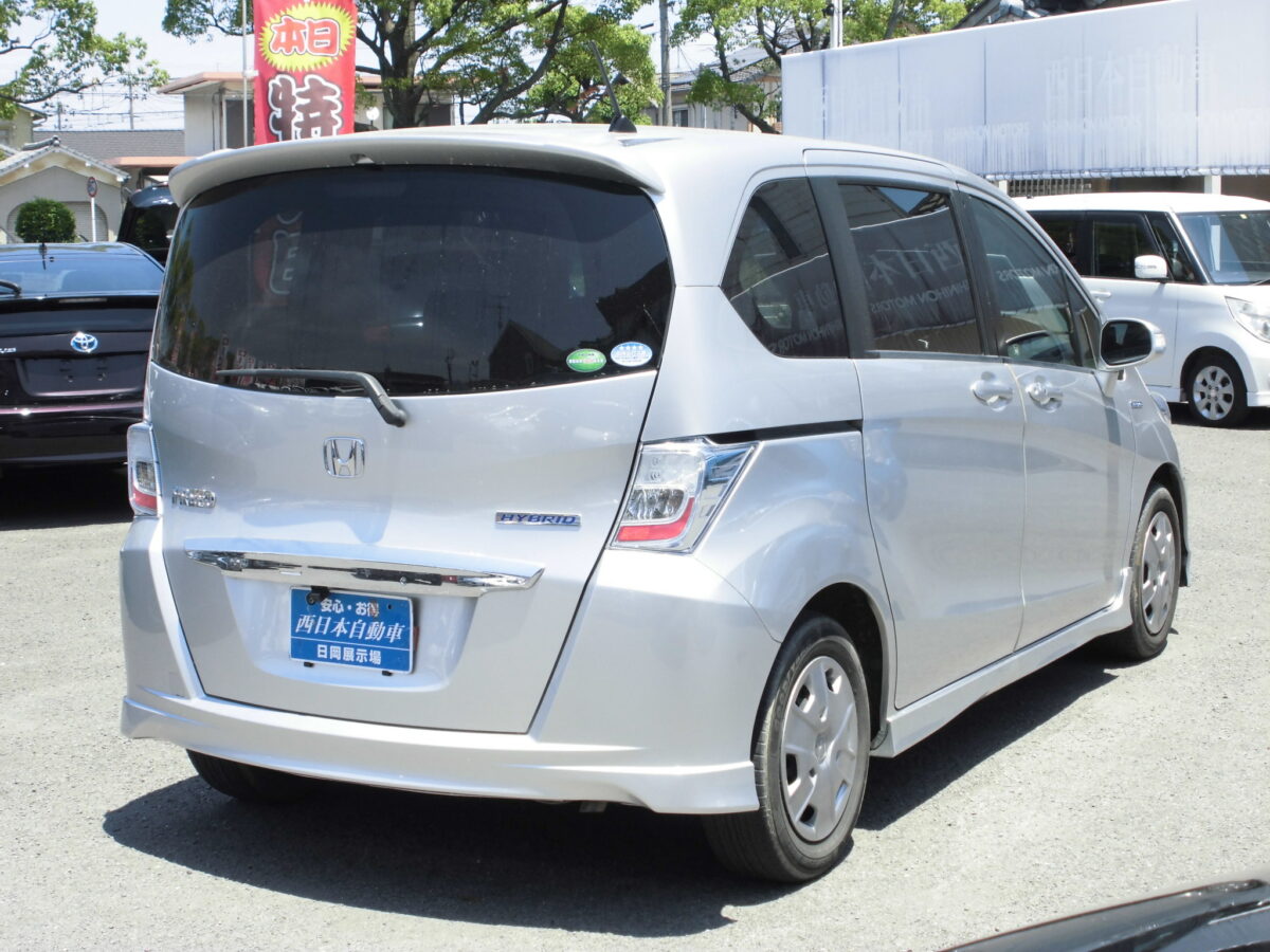 フリードハイブリッド イベント特価車輌 安心でお得な中古車なら 株式会社 西日本自動車