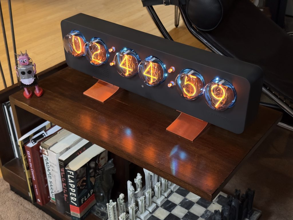 Rodan CD27 Nixie Clock nixies.us