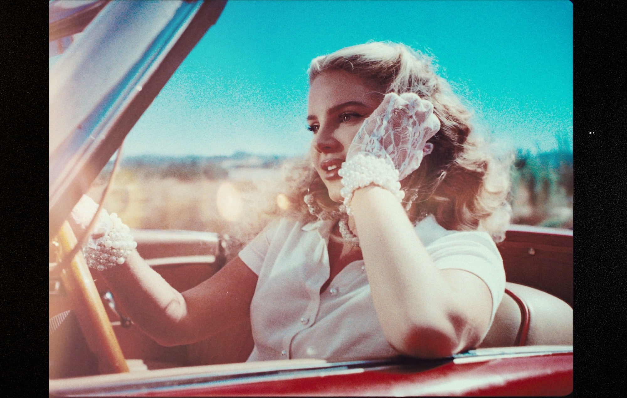 【がある】 ヤフオク! LANA DEL REY chemtrails is over the country c... ックストア