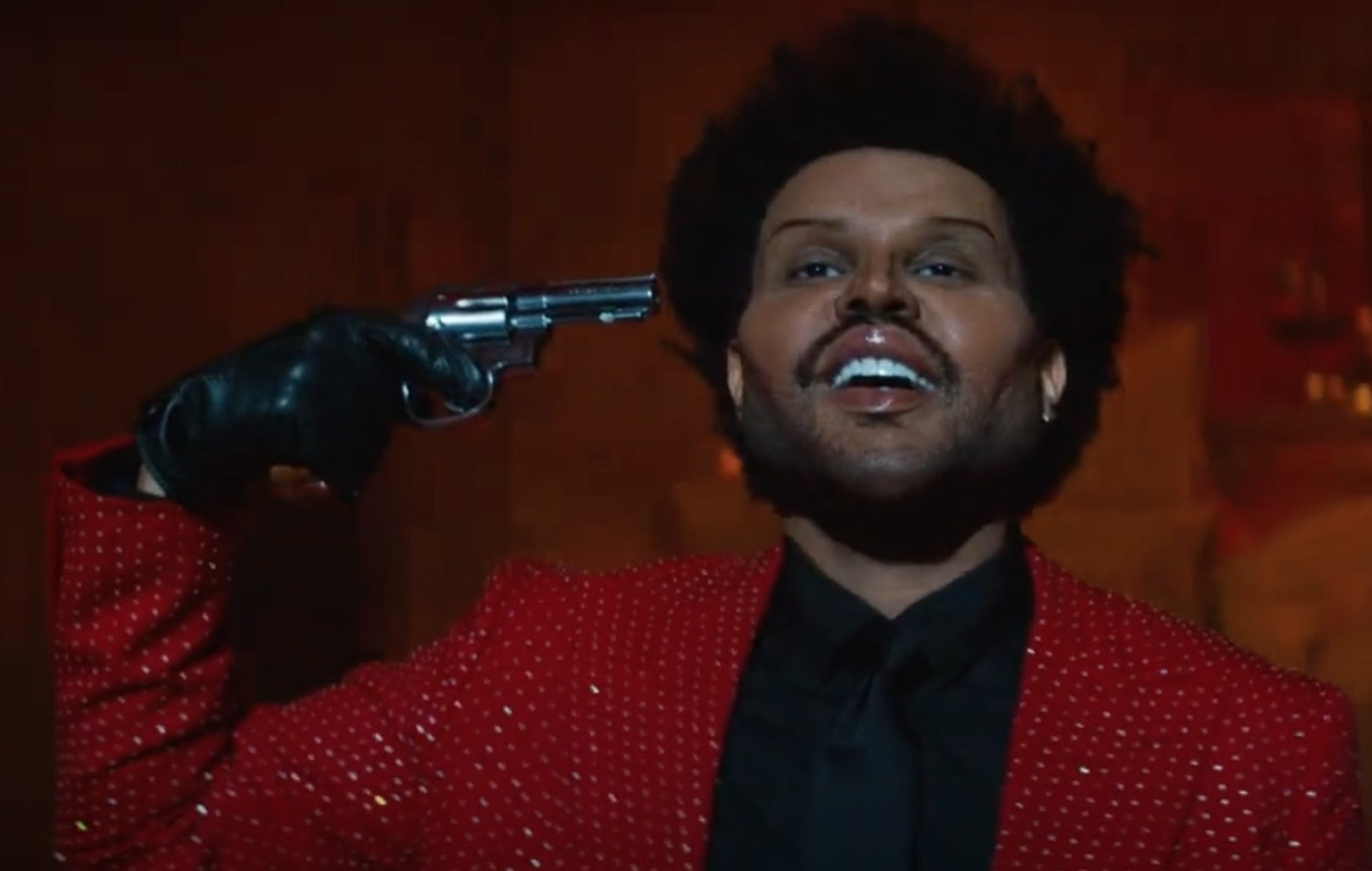The Weeknd's fans think he's throwing shade at the Grammys in 'Save(025)