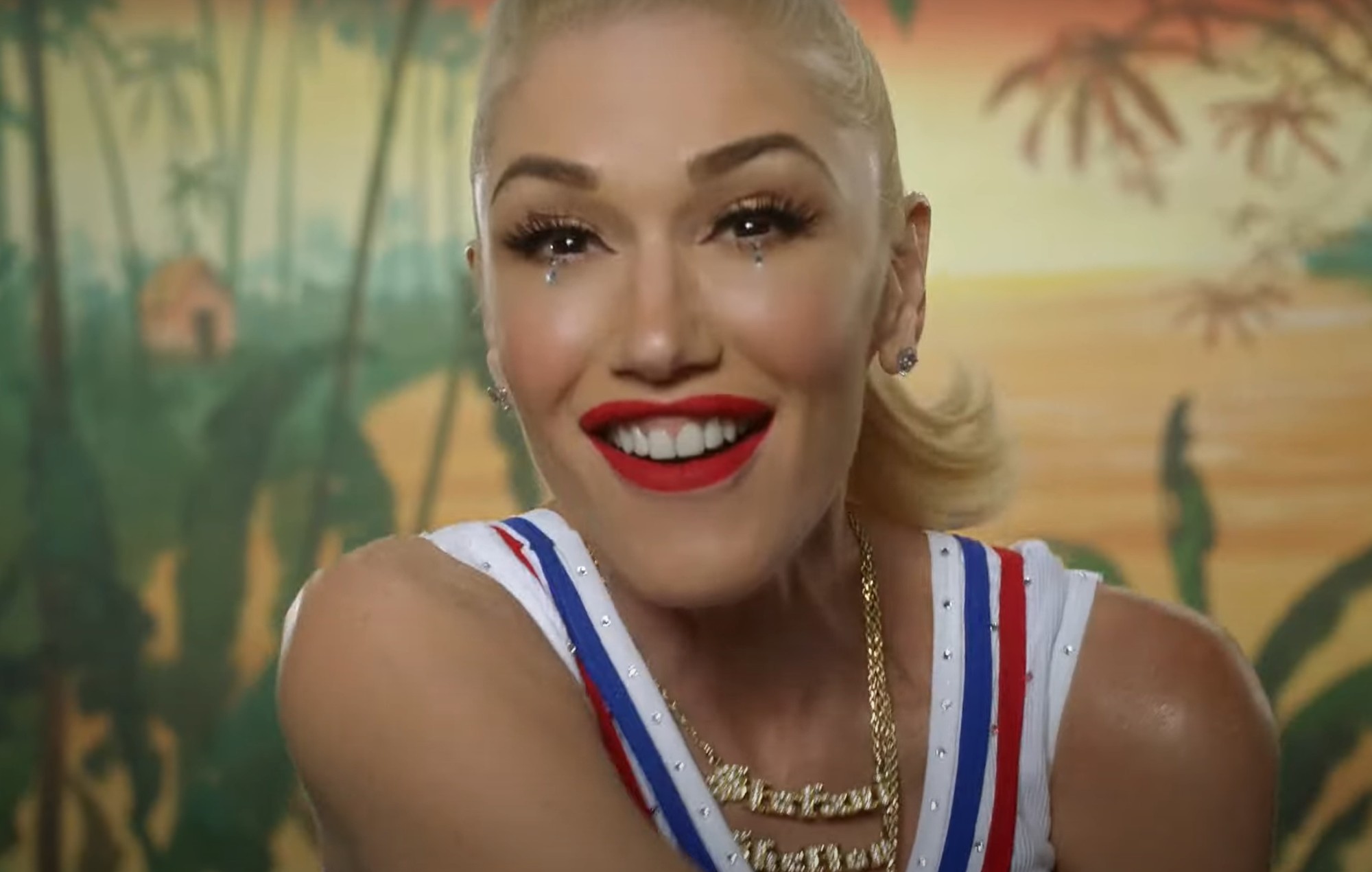 Watch Gwen Stefani revisit some iconic outfits in ‘Let Me