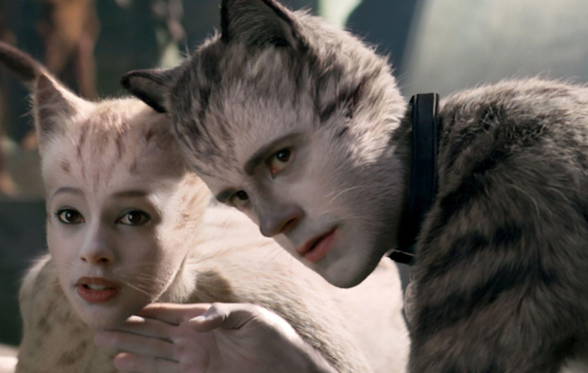 'Cats' star Robbie Fairchild says he got CGI nipples in film’s