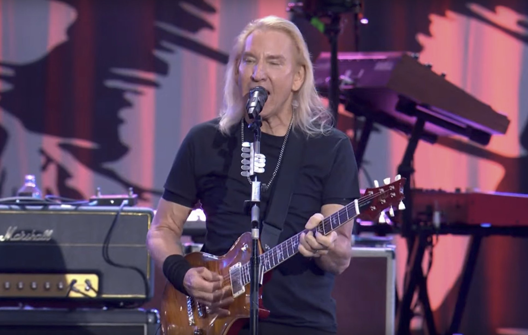 Joe Walsh leads reunited James Gang at Taylor Hawkins tribute concert