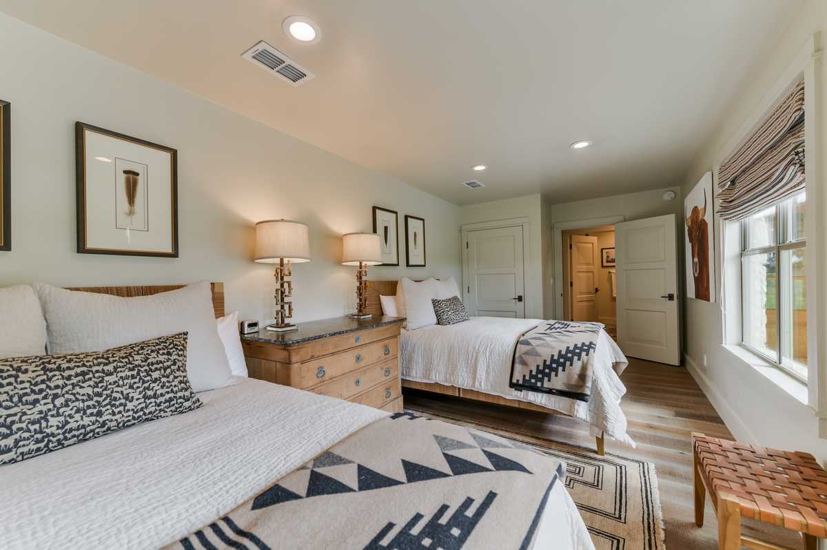 Exclusive Corporate Texas Hunting Lodge Nocona Ranch