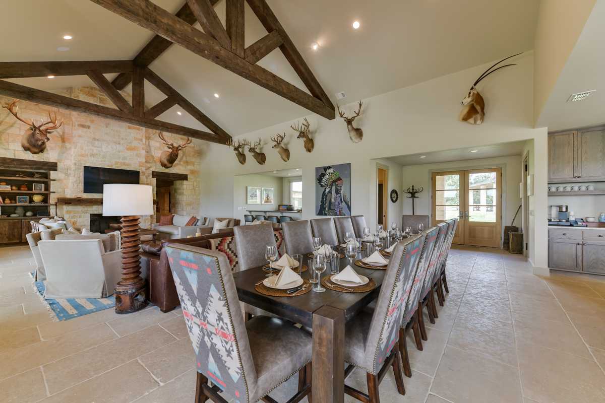 Exclusive Corporate Texas Hunting Lodge Nocona Ranch