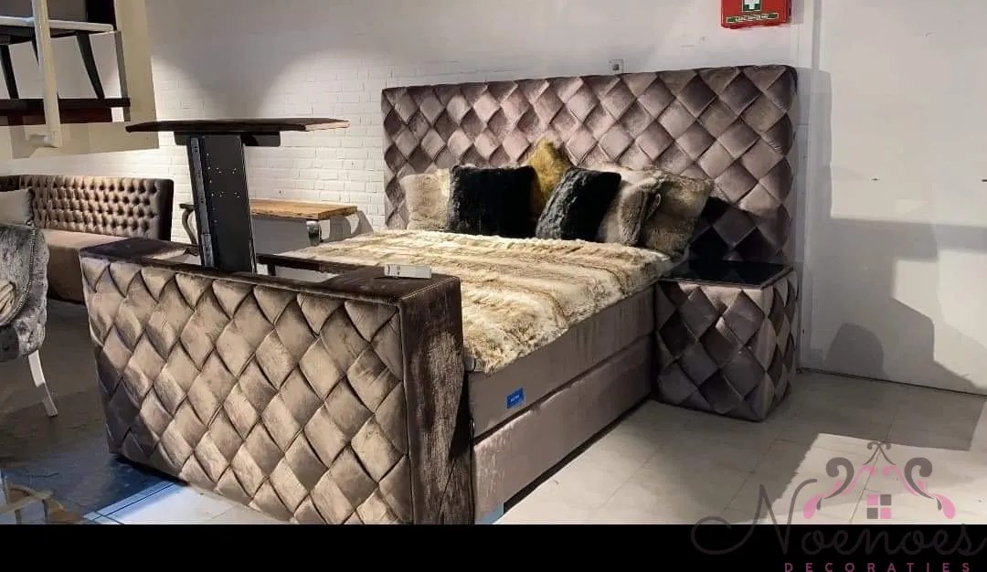 Eric Kuster Style Boxspring Dubai | Noenoes Decoraties