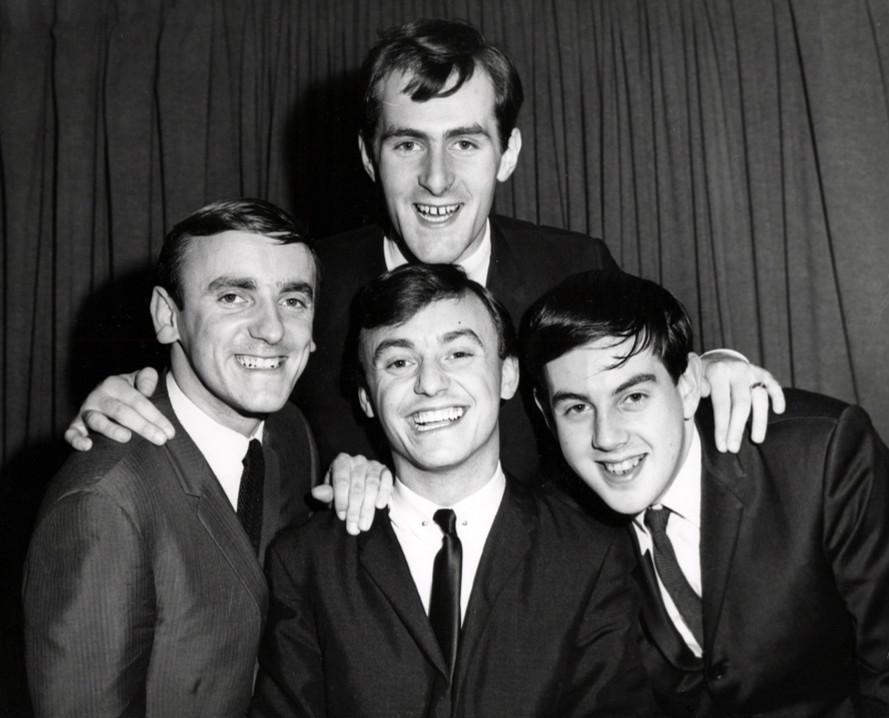 RIP Gerry Marsden of Gerry and the Pacemakers Dead At 78 - Vimarsana News