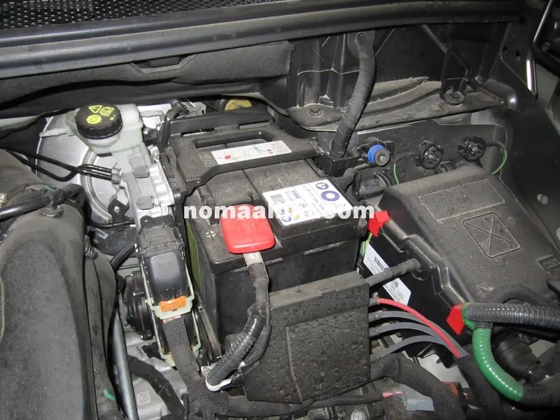 Peugeot 3008 / 5008 negative battery terminal