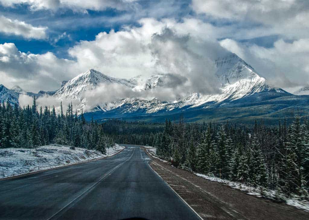 The Ultimate Guide To Driving The Icefields Parkway (2022 Guide)
