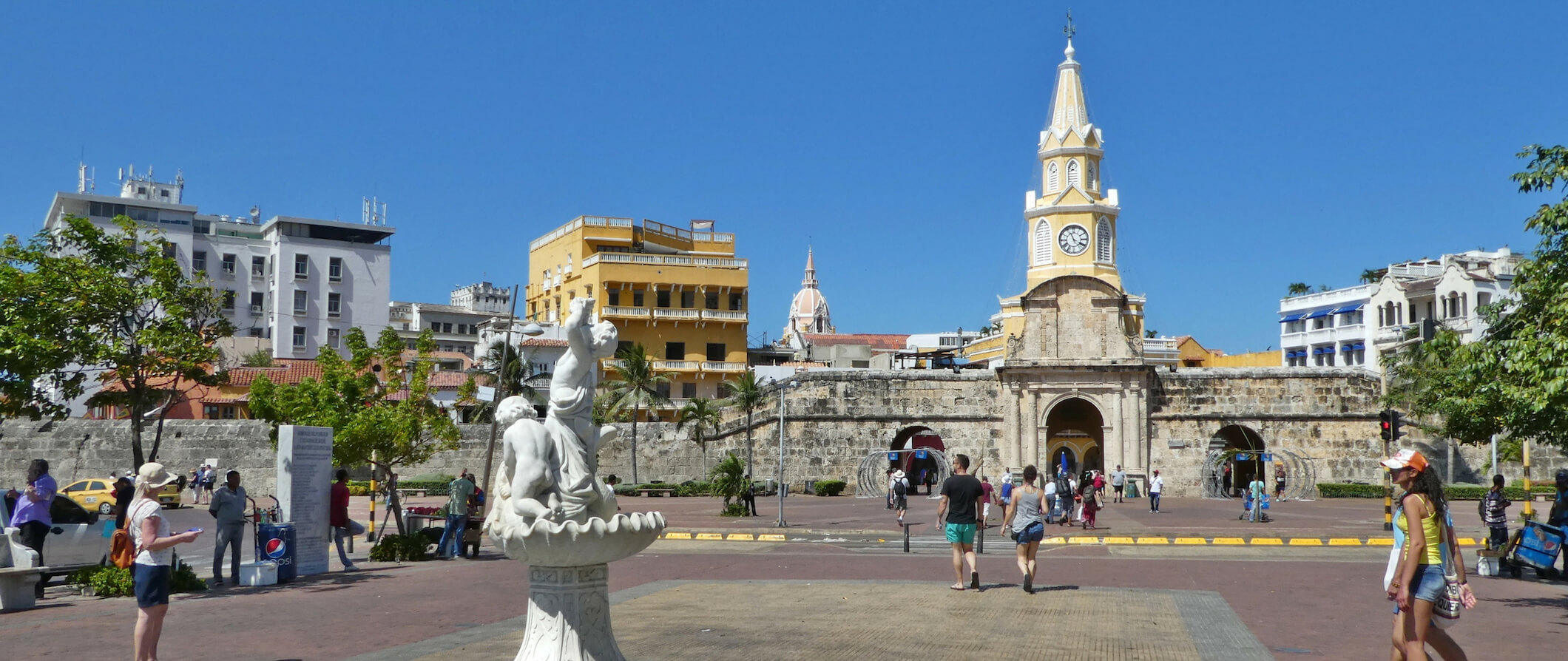 Cartagena Budget Travel Guide (Updated 2022)