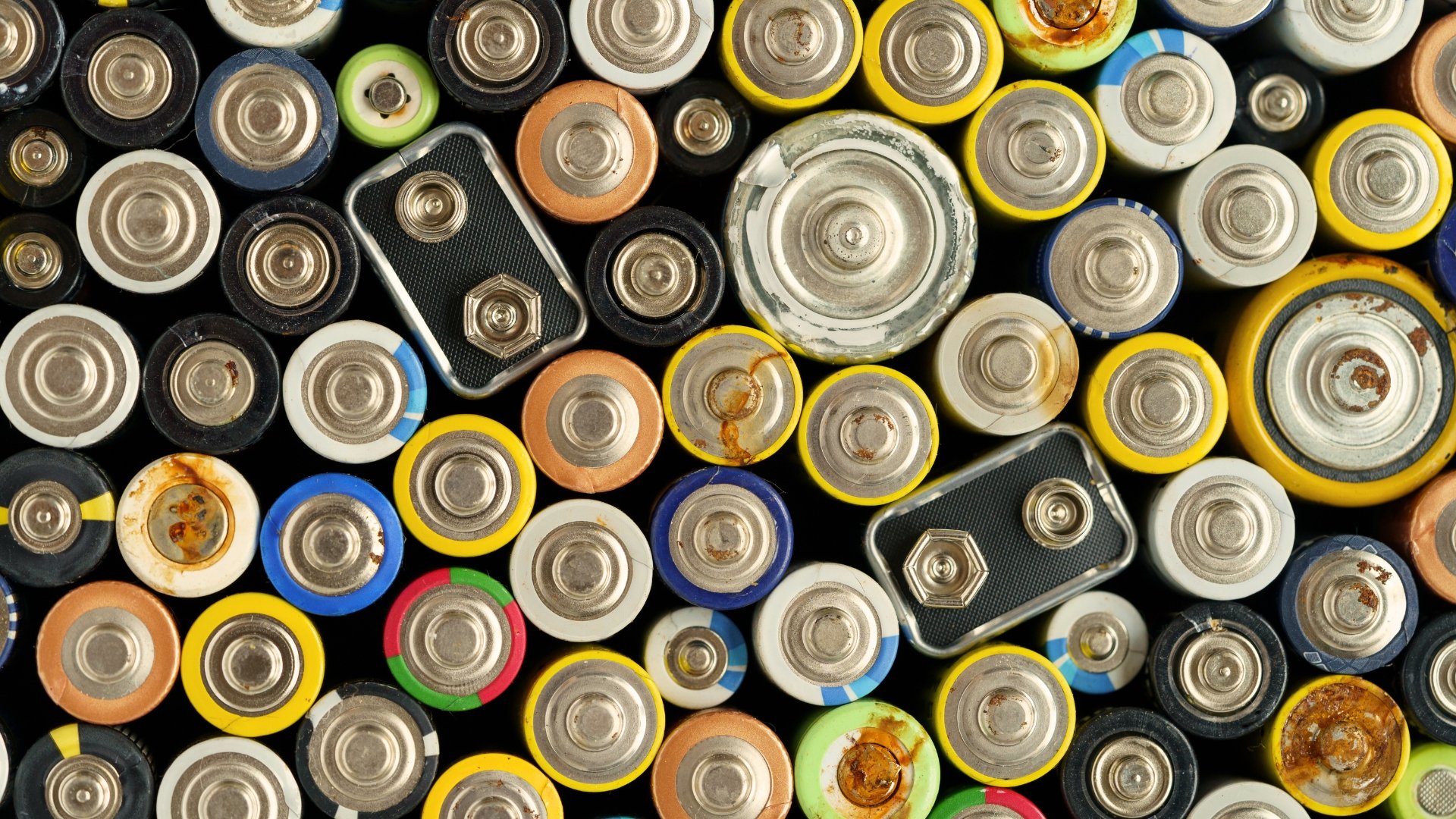 Do Batteries Actually Last Longer In The Fridge? Nomadic News
