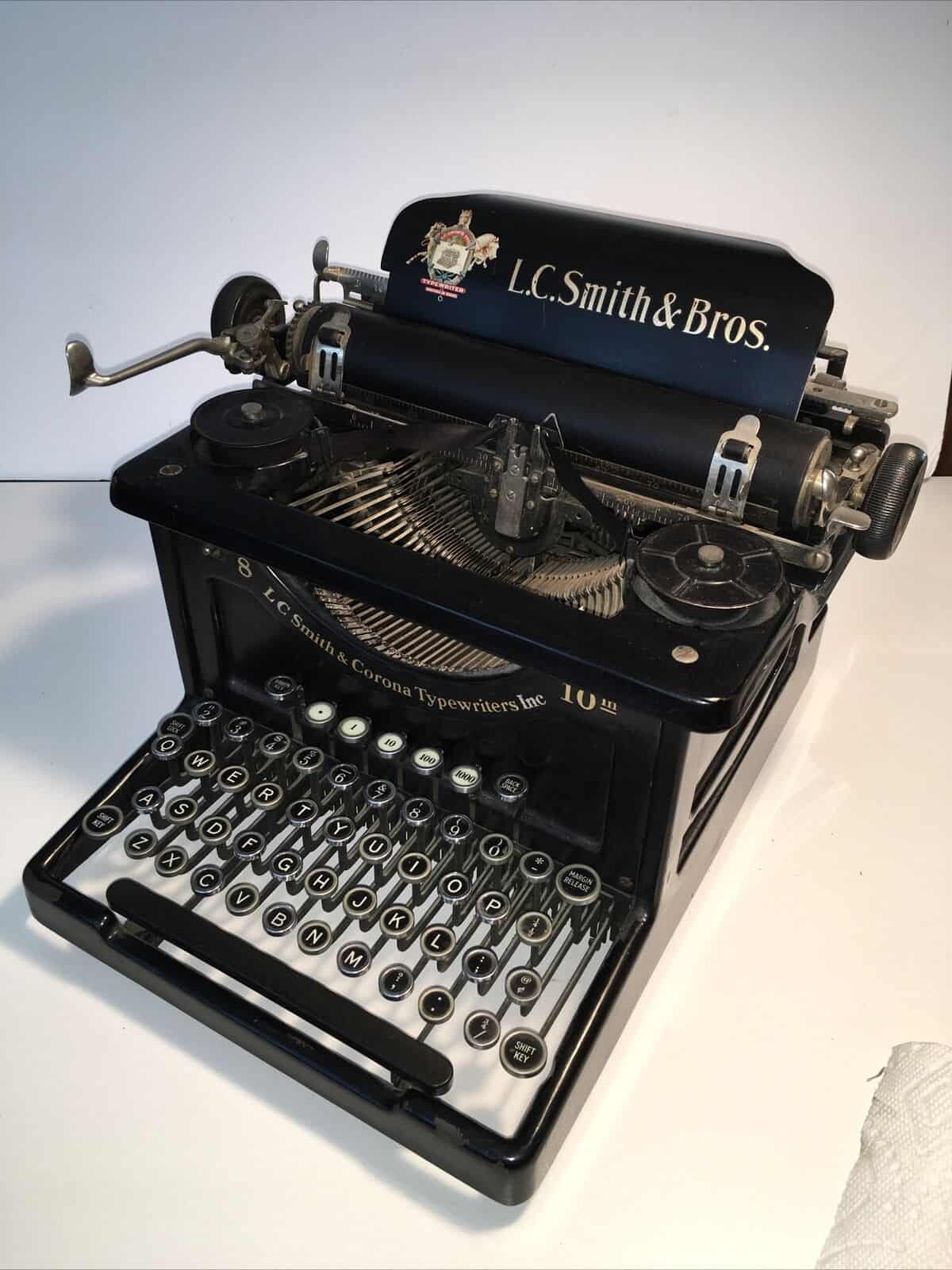 Antique Typewriter Value (Identification & Price Guides)