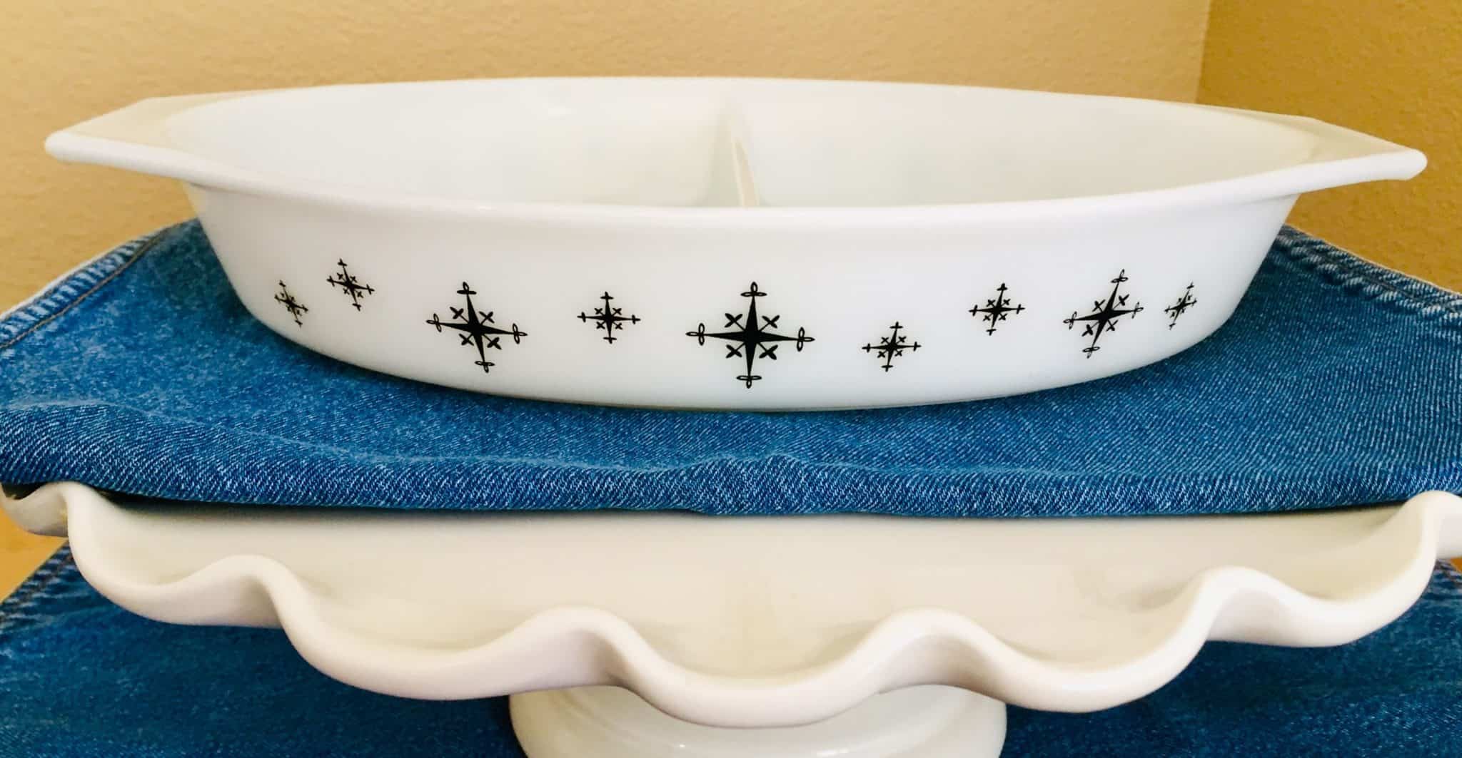 Vintage Pyrex Value (Identification & Price Guides)