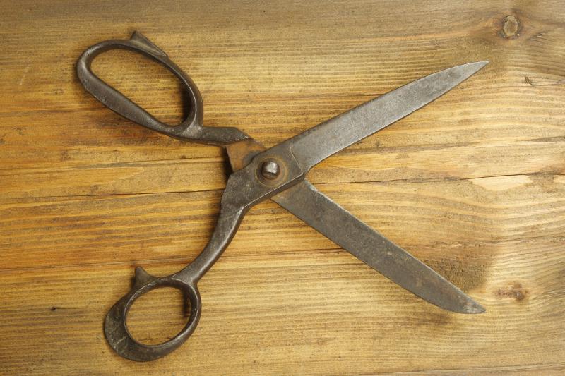 Antique Scissors Values (Identification & Price Guides)