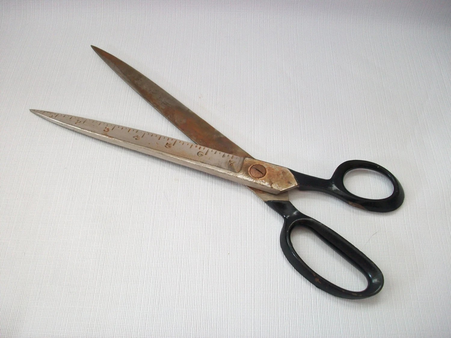 Antique Scissors Values (Identification & Price Guides)