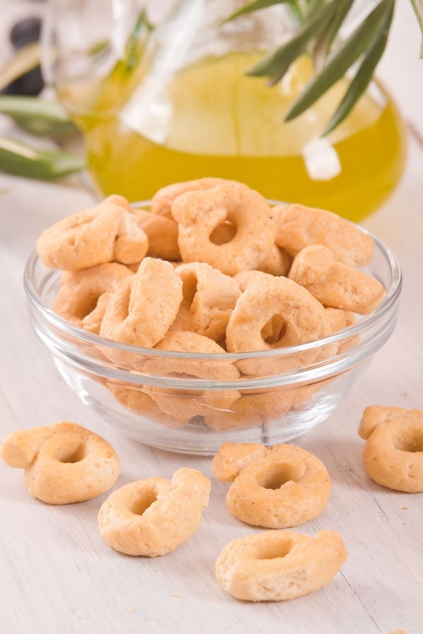 Italian Taralli Recipe How to Make This Addictive Cracker