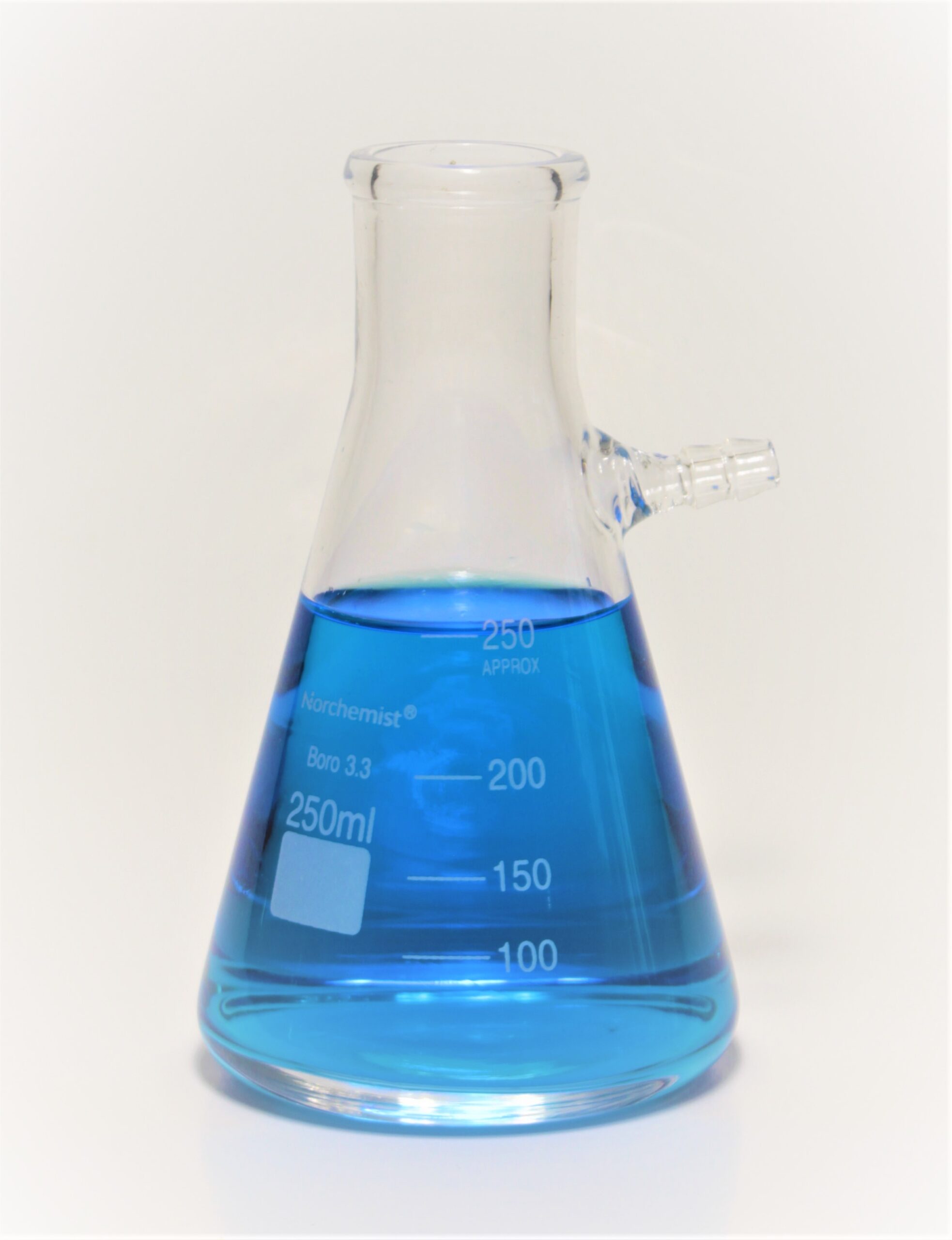 Filtering Flask, Borosilicate Glass, 250 ml Norchemist