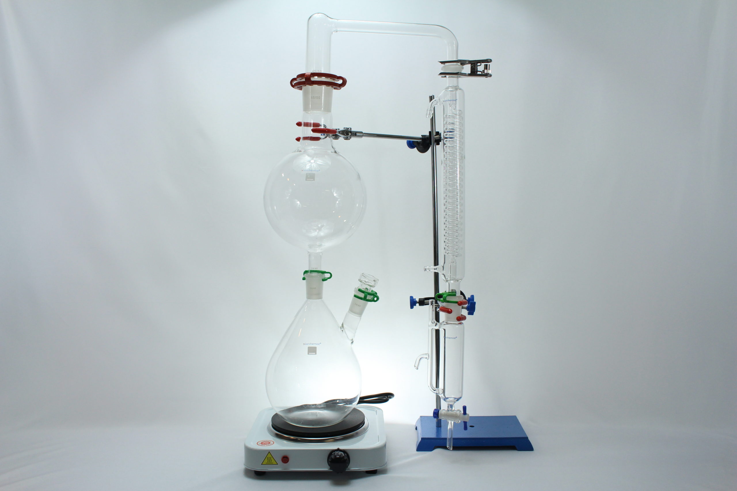 Distillation Apparatus Kit for Essential Oil Extraction, 2000 ml, 24/40, with Hot Plate, Support
