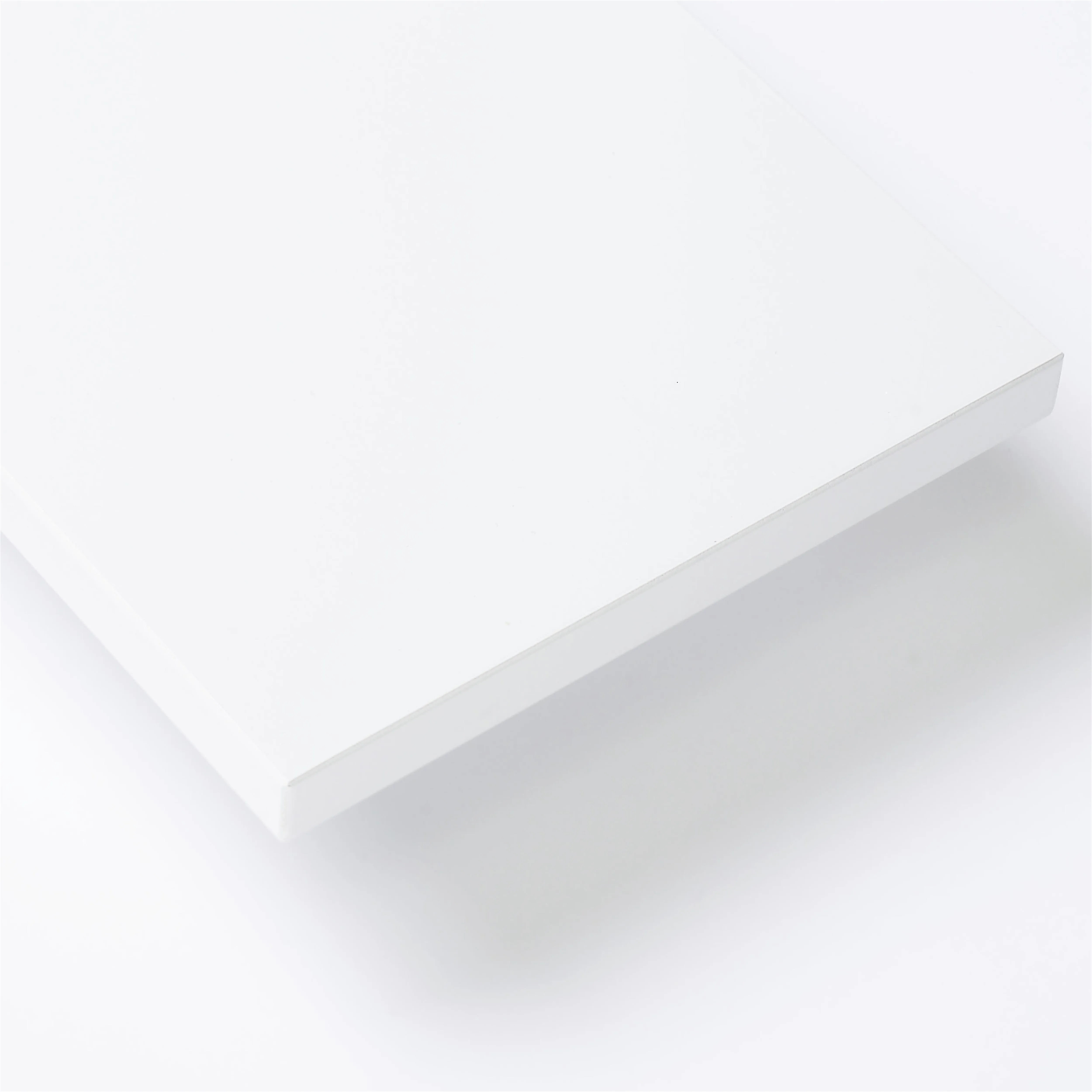 Pocket String Vit Stringhylla Pocket vit String → NordicNest.se