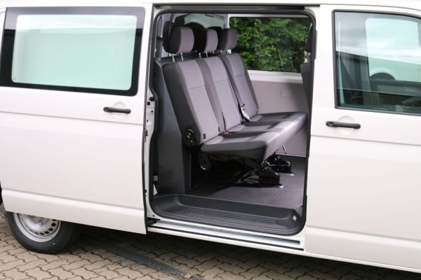 Doppelkabinentrennwand VW T5 / T6 mit Fenster (2x Schiebetür) Nordsysteme