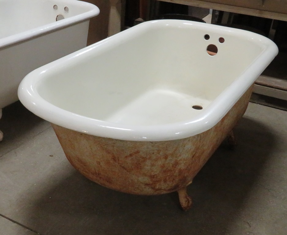 Nor'East Architectural Salvage of South Hampton, NH. Antique Building