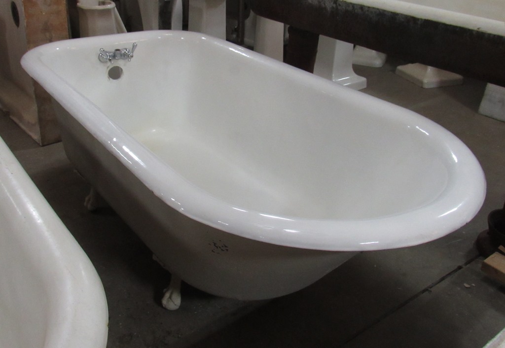 Nor'East Architectural Salvage of South Hampton, NH. Antique Building