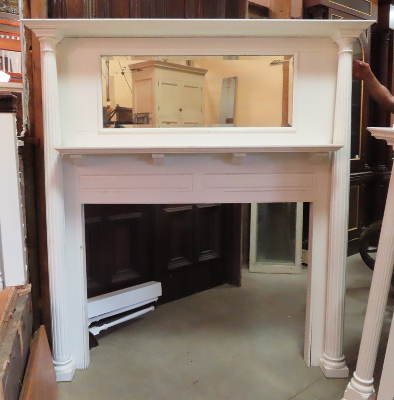 Nor'East Architectural Salvage of South Hampton, NH. Antique Building