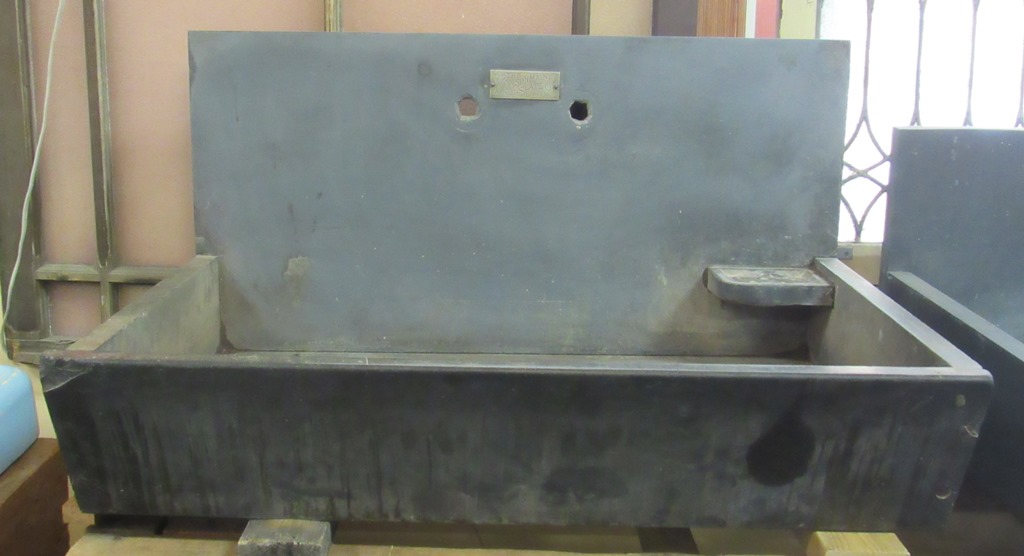 Nor'East Architectural Salvage of South Hampton, NH. Antique Building