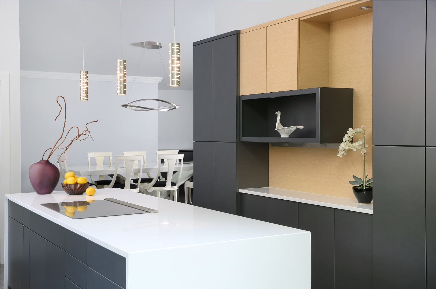 The couple did not want any visible hardware