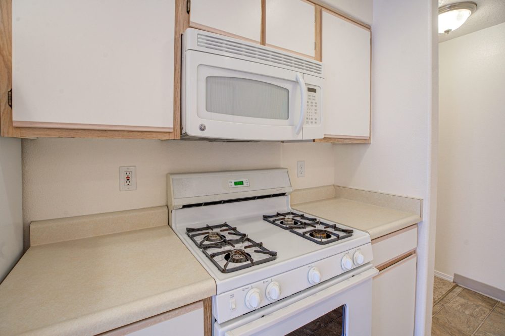 Minto Park Apartments Salem, OR Norris & Stevens, Inc.