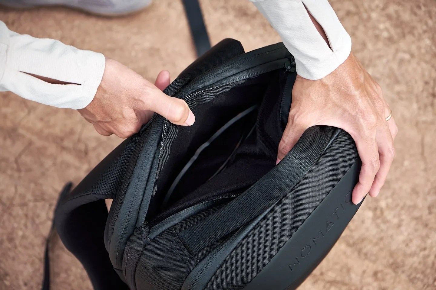 Nomatic Navigator Pack 15L Review (Best EDC Bag?) North of Known